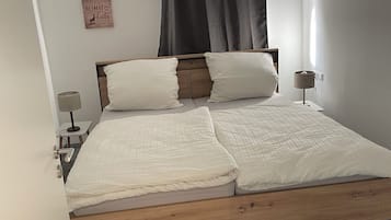 2 bedrooms, WiFi, bed sheets