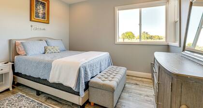 Lincoln Home w/ Private Patio: 9 Mi to Dtwn!
