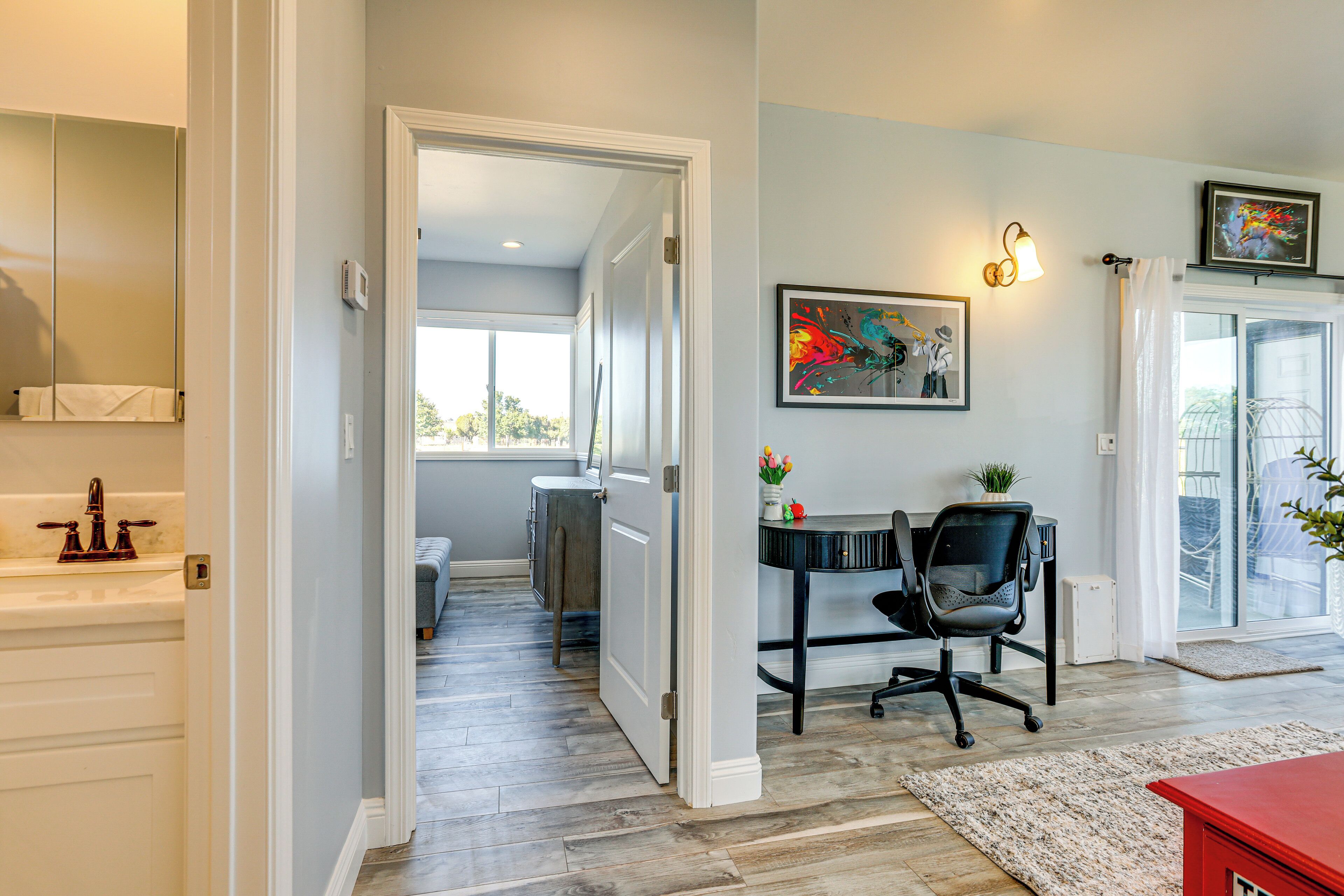 House (2 Bedrooms) | Interior