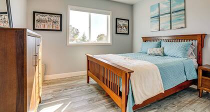 Lincoln Home w/ Private Patio: 9 Mi to Dtwn!