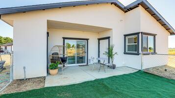 House (2 Bedrooms) | Outdoor dining