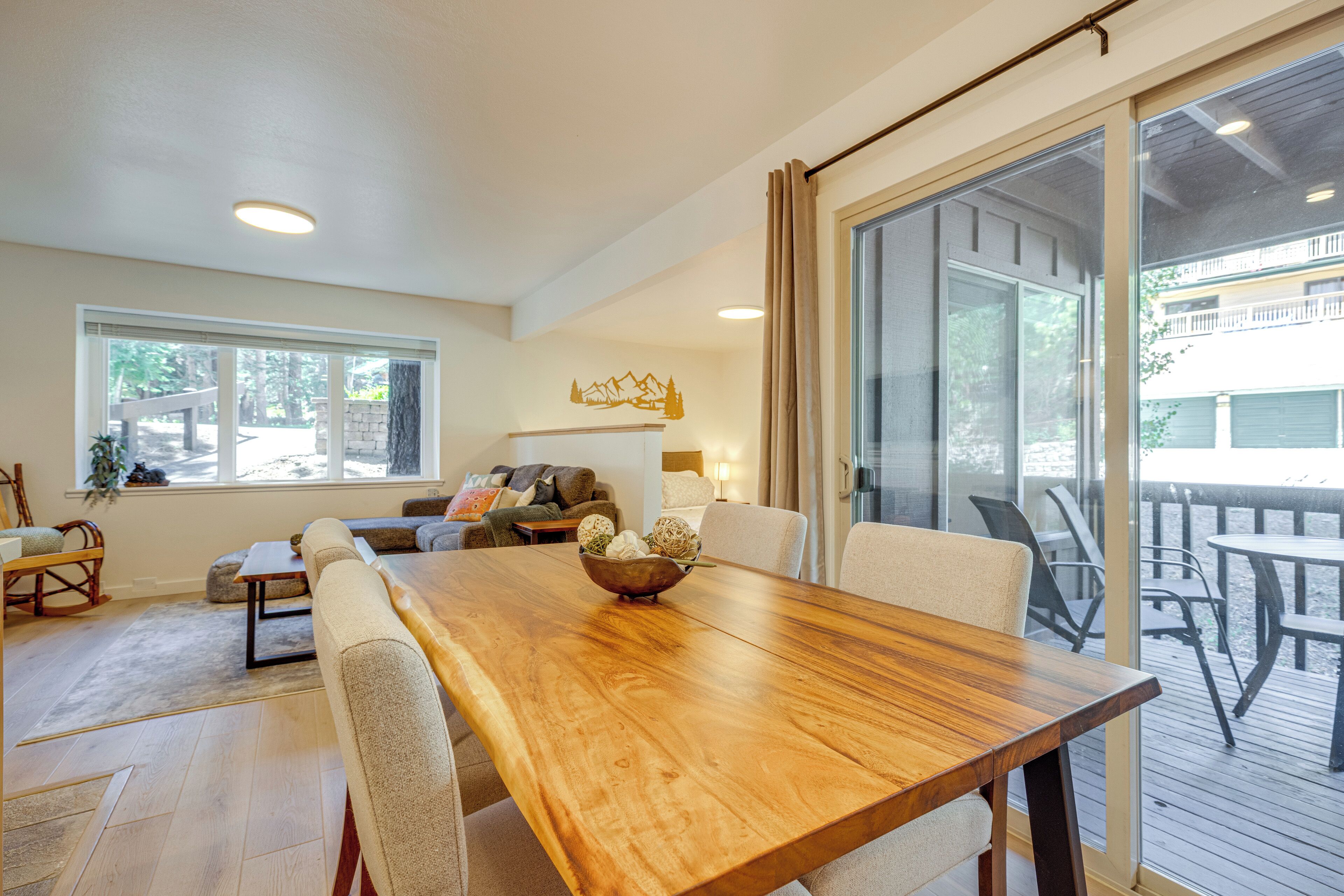 Apartment (0 Bedroom) | Interior