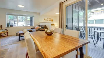 Apartment (0 Bedroom) | Interior