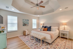 Interior - 30A Poolside Oasis: 2 Mi to Beach & Boat Access (Santa Rosa Beach)