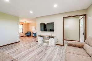 Nhà (3 Bedrooms) | Nội thất