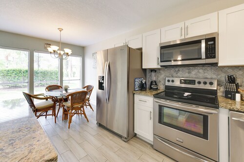 3 Mi to Siesta Key Beach: Condo w/ Heated Pool!