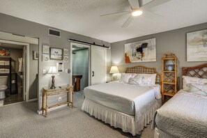 Interior - Steps to Shore: Condo w/ Patio in West Palm Beach! (Singer Island)