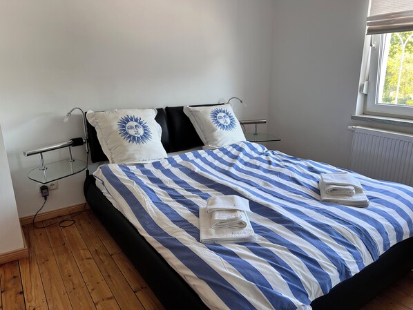 2 chambres, accès au Wi-Fi (inclus), literie fournie