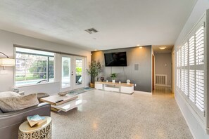 House (2 Bedrooms) | Bahagian dalam