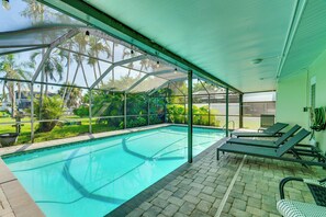 House (2 Bedrooms) | Bahagian dalam