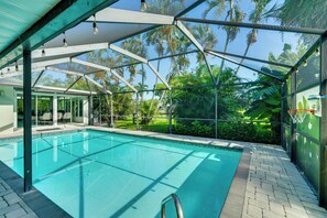 House (2 Bedrooms) | Bahagian dalam