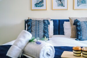 House, Patio | Iron/ironing board, free WiFi