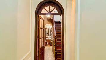 House | 4 bedrooms, Internet