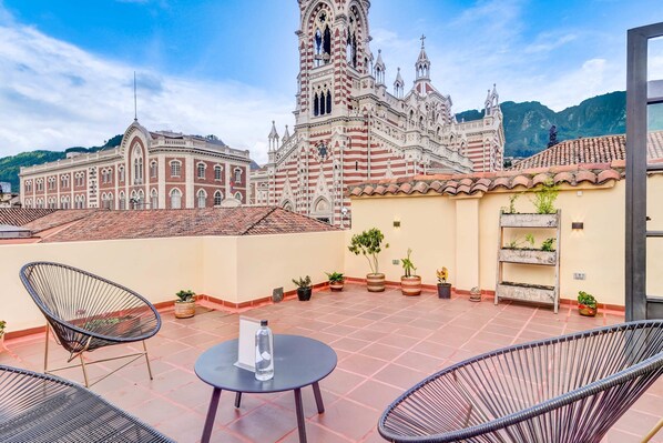 House | 4 bedrooms, Internet