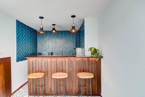 House | 4 bedrooms, Internet