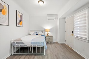 Apartment | 2 bedrooms, Internet