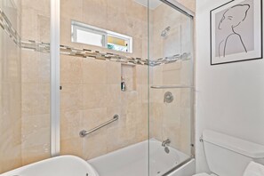 Apartment | 2 bedrooms, Internet - Near LA Cozy Home With Full Kitchen Laundry (San Gabriel)