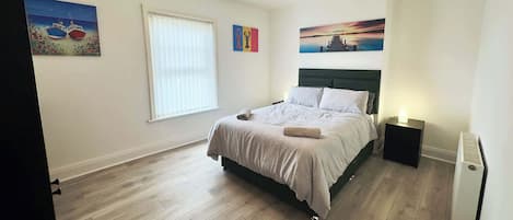 3 bedrooms, iron/ironing board, WiFi