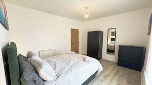 3 chambres, fer et planche Ă repasser, Wi-Fi