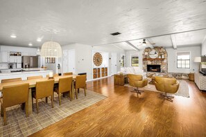 Interior - Lake Views | Pool | Fire Pit | BBQ + Spacious Deck (Seguin)