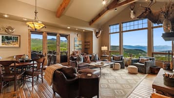TV, fireplace, offices