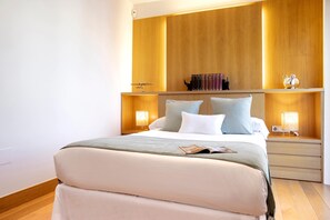 Apartment (3 Bedrooms) | 3 bedrooms, iron/ironing board, free WiFi, bed sheets
