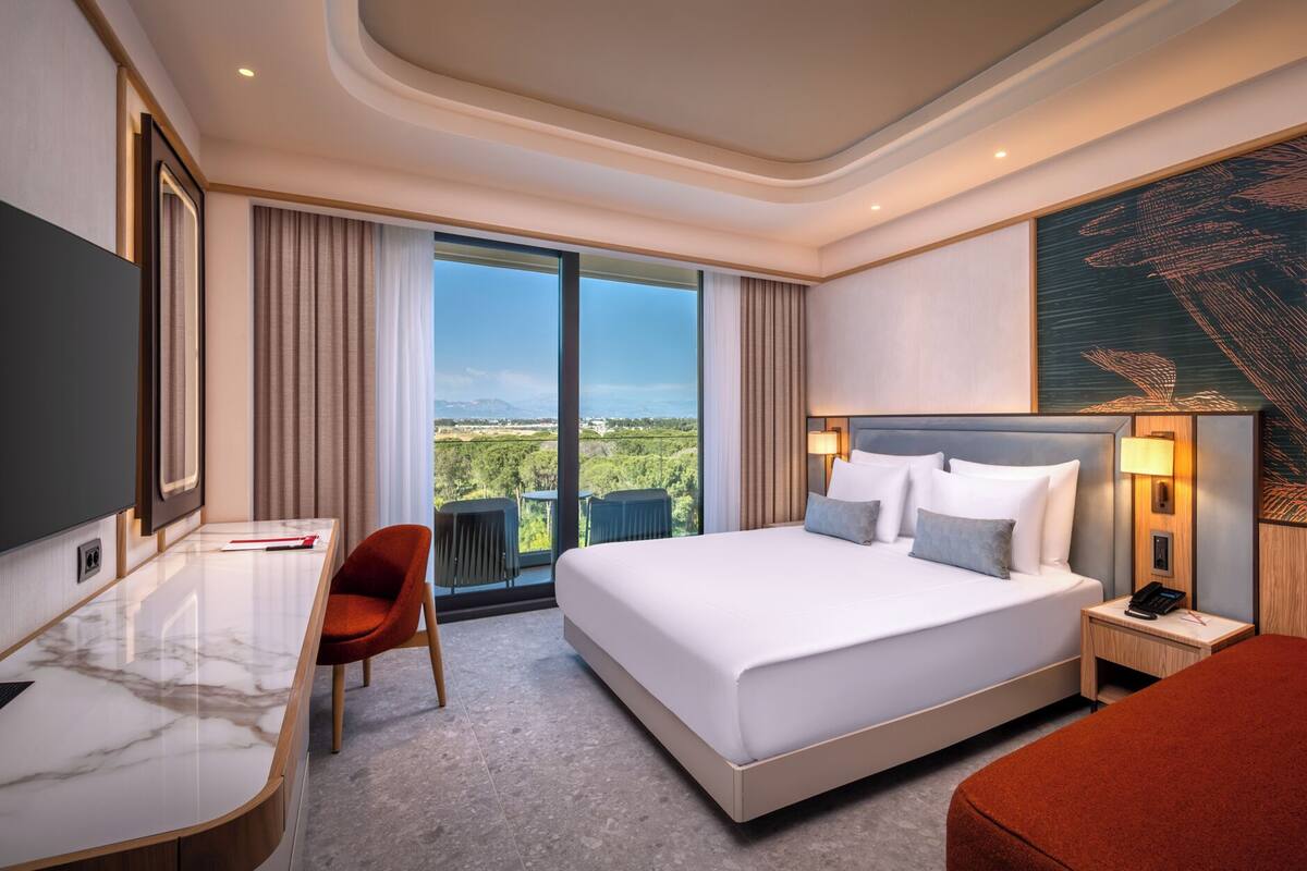 Family Suite Garden View Room | 高級寢具、免費迷你吧、客房內保險箱、隔音