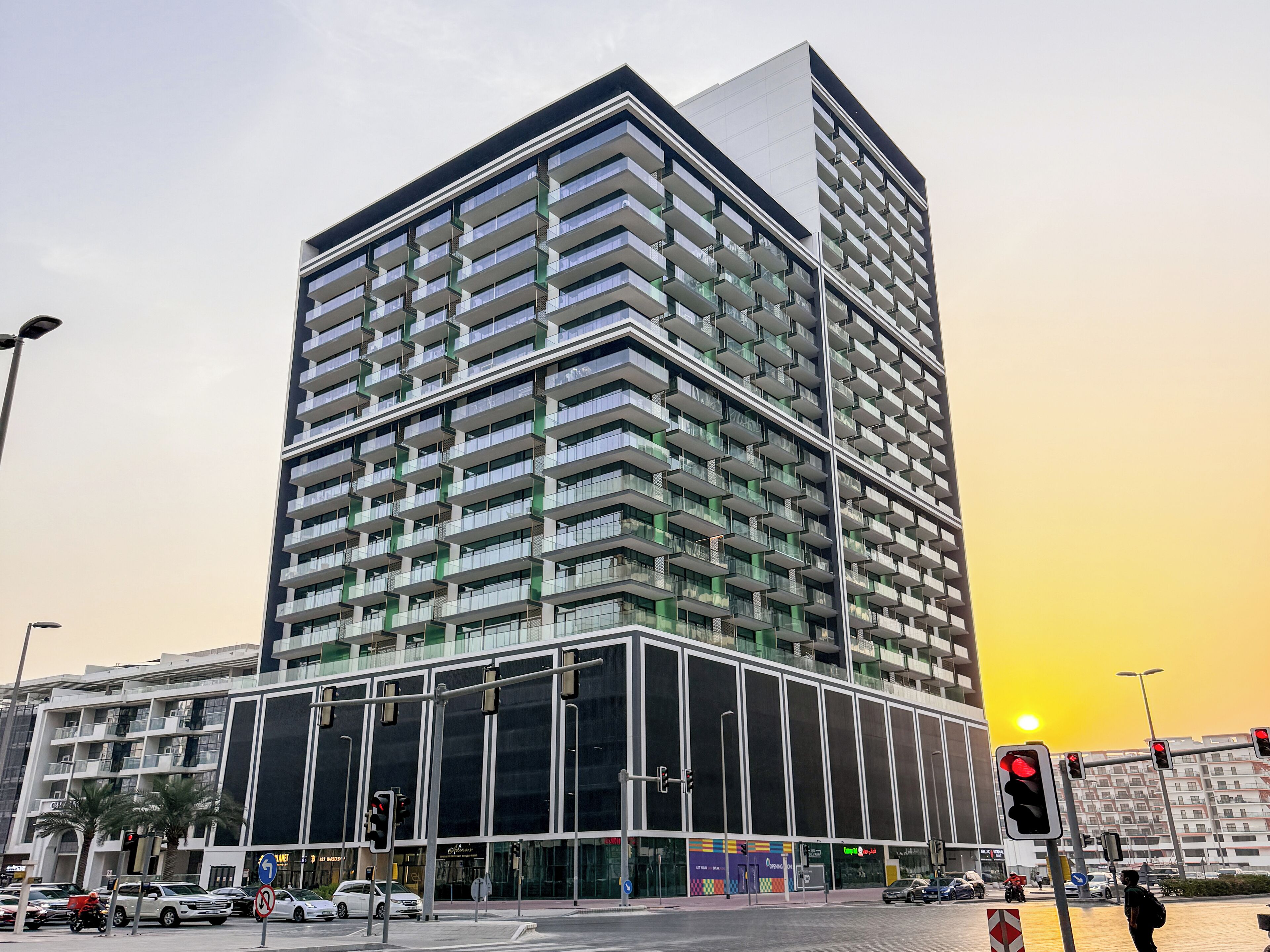 บร ิเวณภายนอก