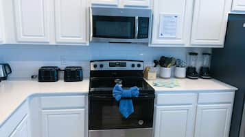 Ăquipements de cuisine partagĂ©e