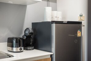 Apartment, Balcony | Private kitchen