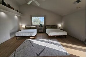 5 quartos, berço de viagem, Wi-Fi de cortesia, roupa de cama