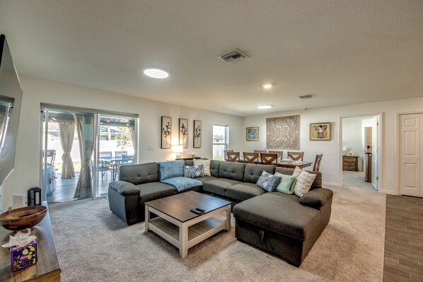 TV connectée, table de tennis de table