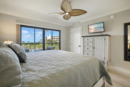 Sand Pointe 214, 2 Bedroom, Gulf View, POOL NOT OPERATIONAL