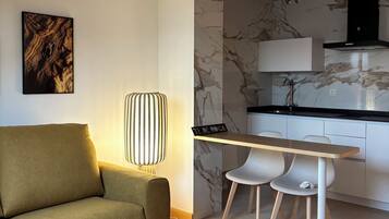 Studio Standard | Skrivbord och gratis wi-fi