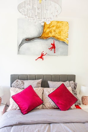 2 Schlafzimmer, Schreibtisch, BĂŒgeleisen/BĂŒgelbrett, Reisekinderbett