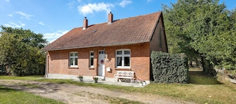 Ferienhaus 'Feldblick' mit privater Terrasse, privatem Garten und WLAN