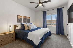 4 chambres, espace de travail pour ordinateurs portables