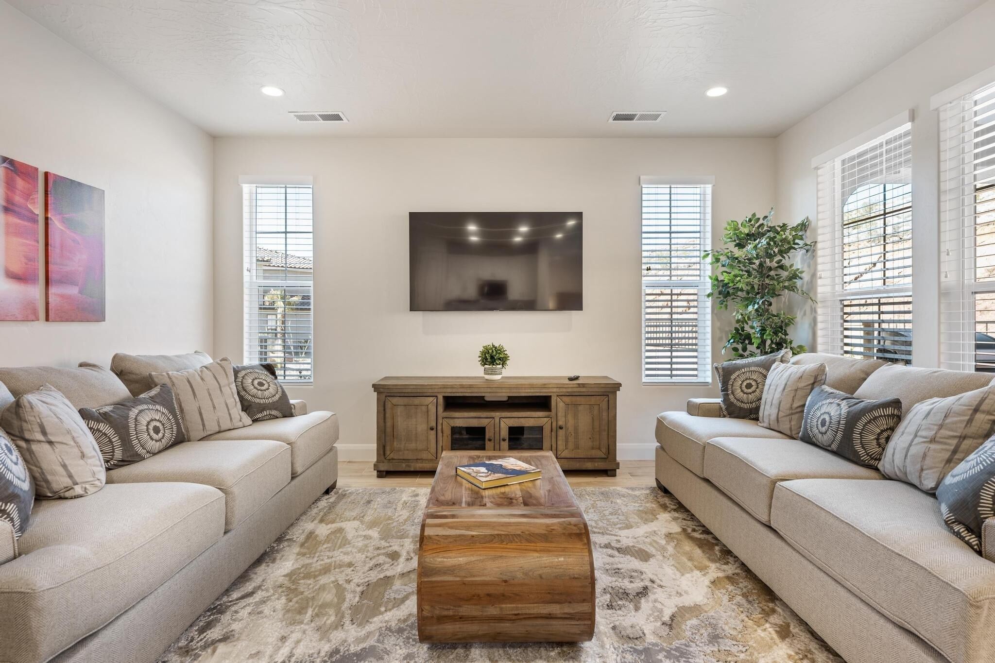 Townhome, 5 Bedrooms | Living area | Smart TV