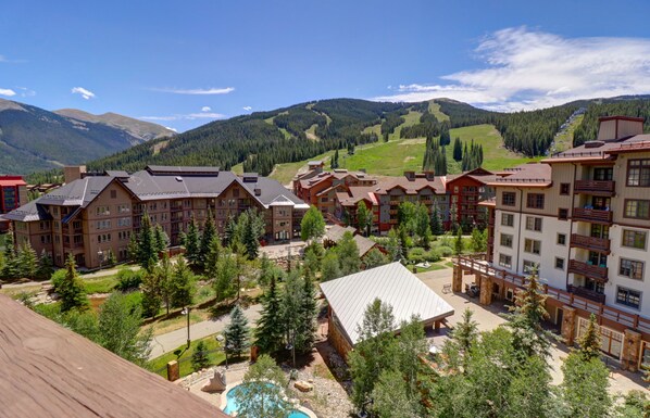 Condo, 1 Bedroom | Exterior