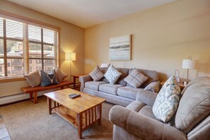 Huoneisto, 1 makuuhuone | Oleskelualue