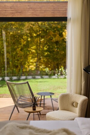 Luxury Villa, 2 Bedrooms, Garden View (Private Sauna) | In-room safe, desk, laptop workspace, blackout drapes - Terra Homes (Kolasin)