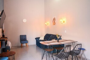 House, Smoking | 2 bedrooms - Casa com Garagem e Churrasqueira em Tima Regi o (Olímpia)