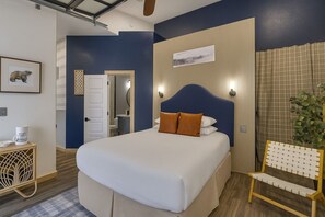 1 bedroom, desk, free WiFi, bed sheets