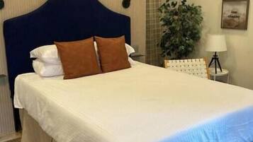 1 chambre, bureau, Wi-Fi gratuit, draps fournis