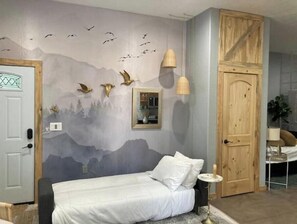 1 bedroom, desk, iron/ironing board, free WiFi