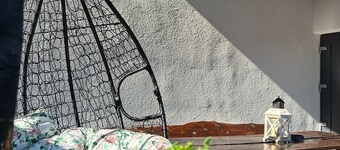 Amazing 4-bedroom villa in Victoria