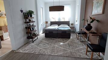 3 makuuhuonetta, silitysrauta/-lauta, Wi-Fi