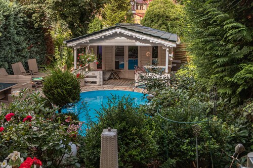 Apartment 'Vogelnest' with Shared Pool, Shared Terrace and Wi-Fi