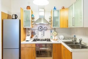Microwave, oven