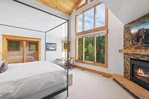 4 bedrooms, iron/ironing board, Internet, bed sheets - Telemark A: Ski-In/Out Luxury with Mountain Views (Mountain Village)
